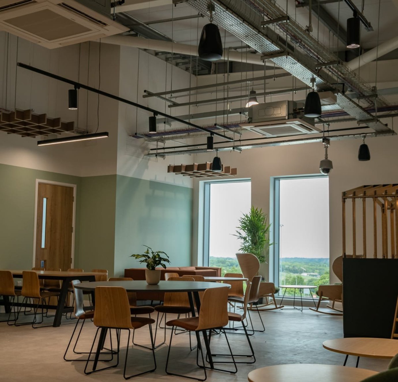 Airport Lounge Guide: Leeds Bradford Airport (LBA)