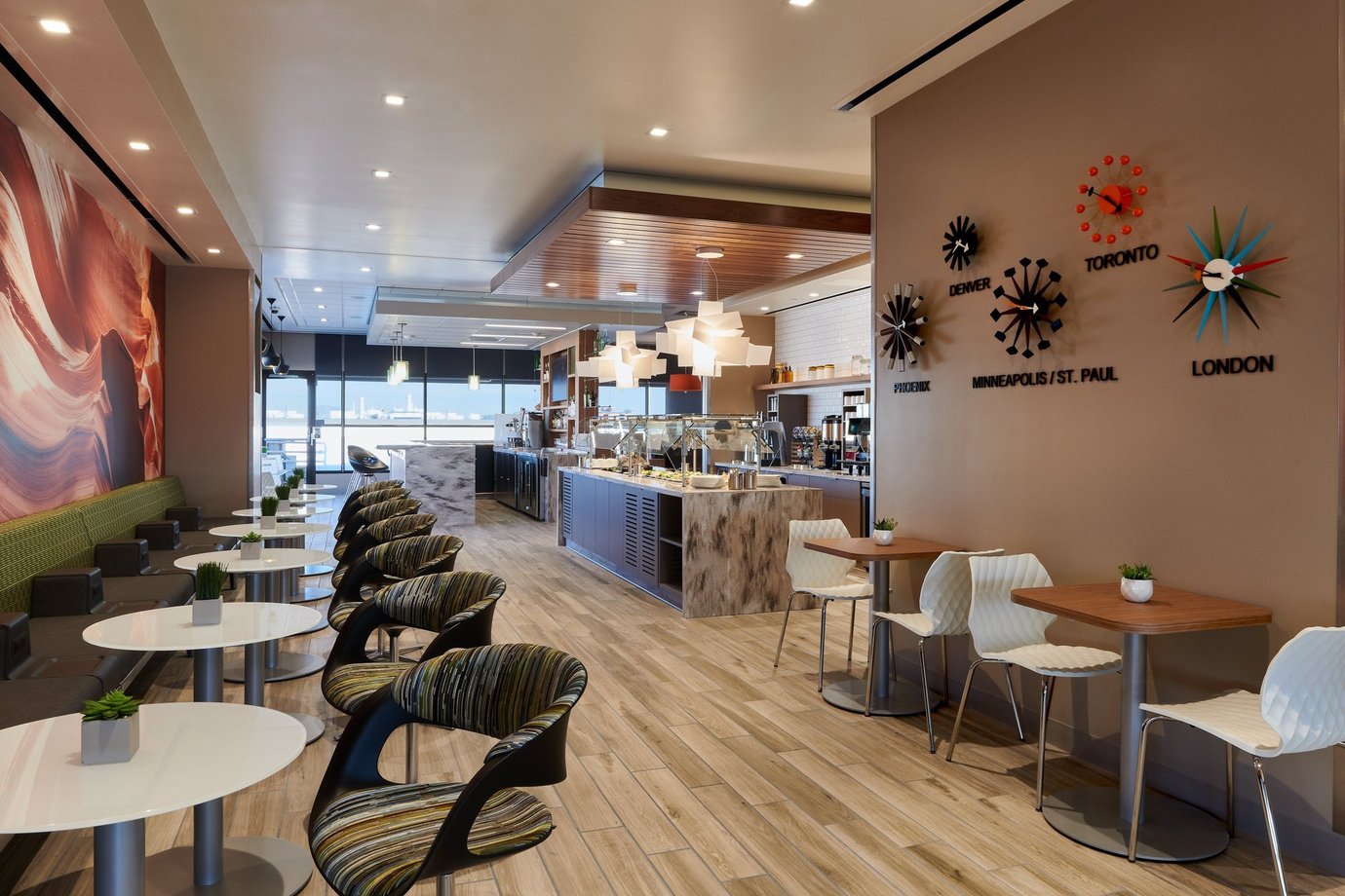 The Escape Lounges at Phoenix Airport (PHX) 