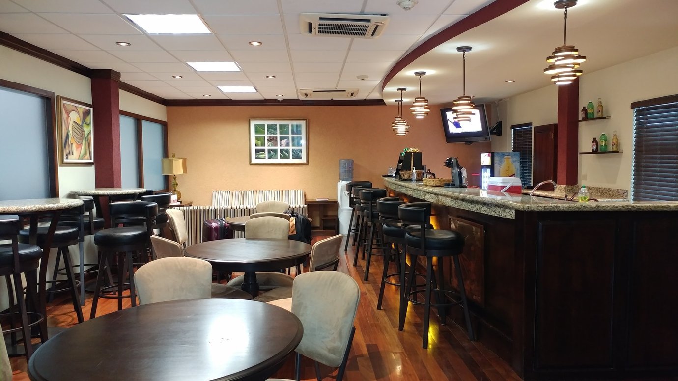 Norman Manley International Airport (KIN) Lounge Guide