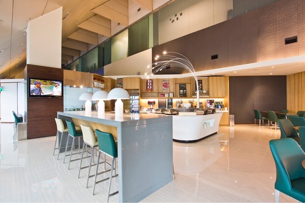 Singapore Changi Terminal 2: Lounges and Renovation Guide 2025-2027