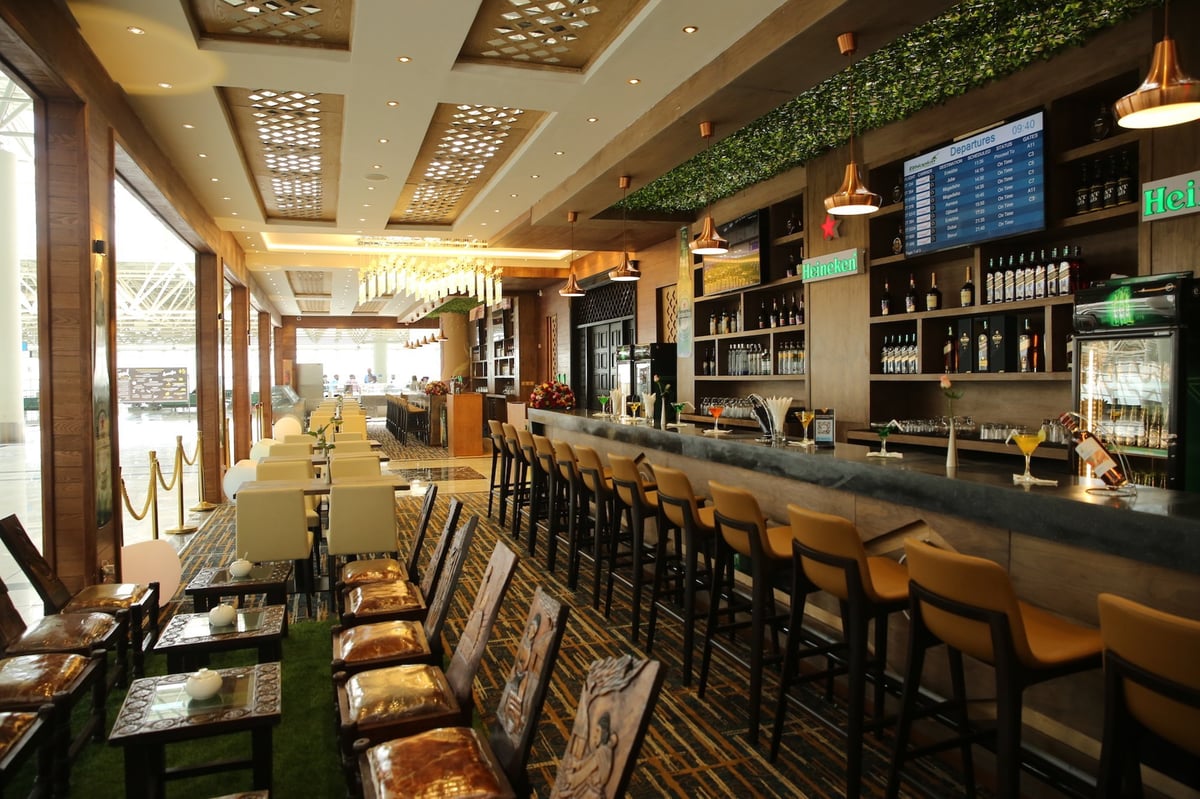 Bar Area at the Plaza Premium Addis Ababa Airport Lounge