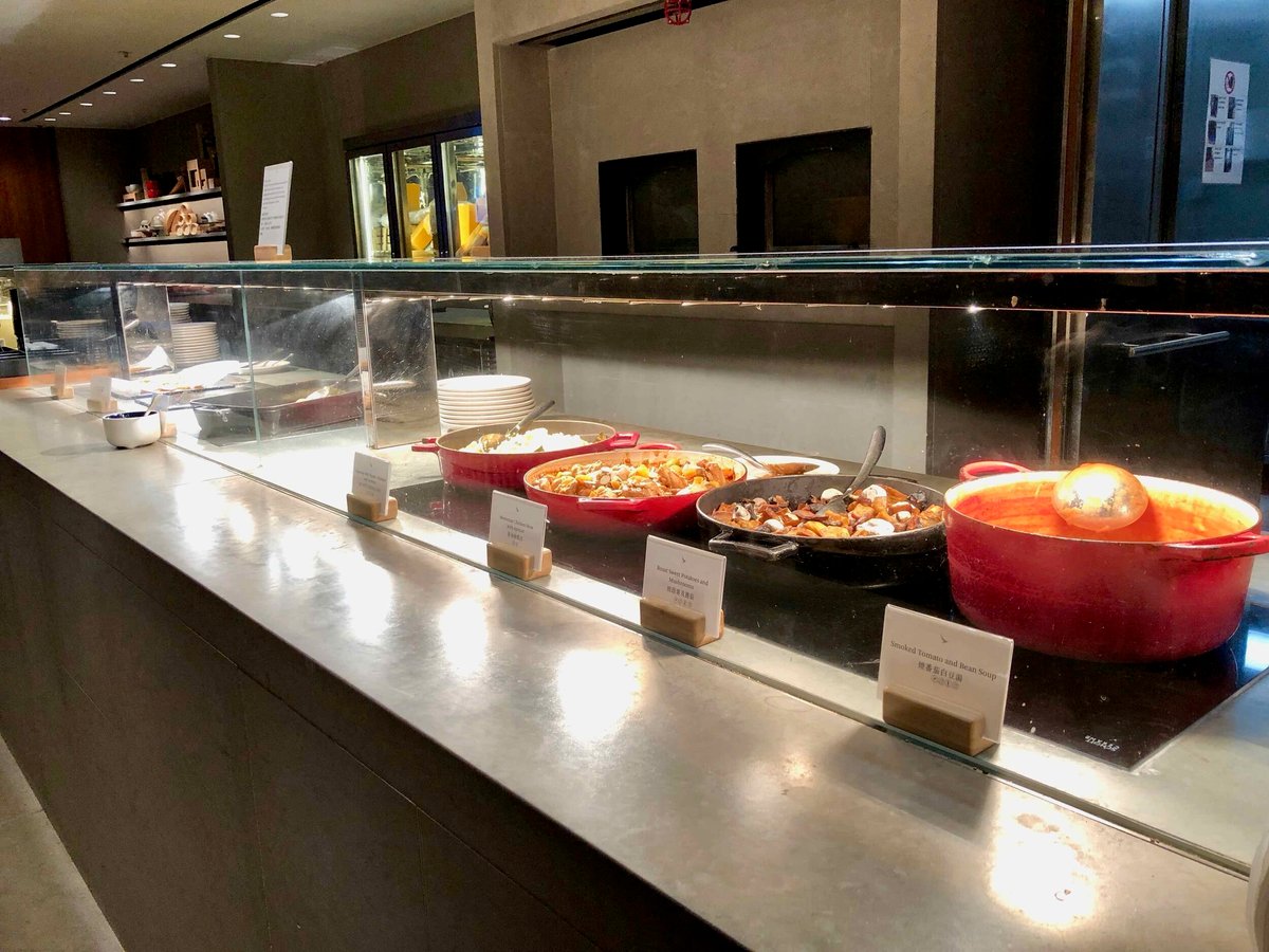 Hot food section at the Pier Business Class Lounge Cathay Pacific at Hong Kong International Airport HKG.
