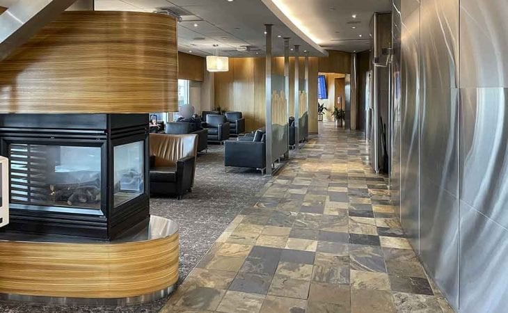Air Canada Maple Lead Club Lounges at Edmonton Airport