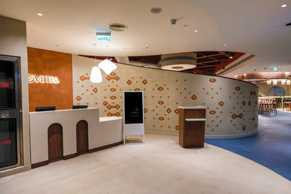 Front Entry Desk at O'Vetra Lounge Trichy Airport International Lounge