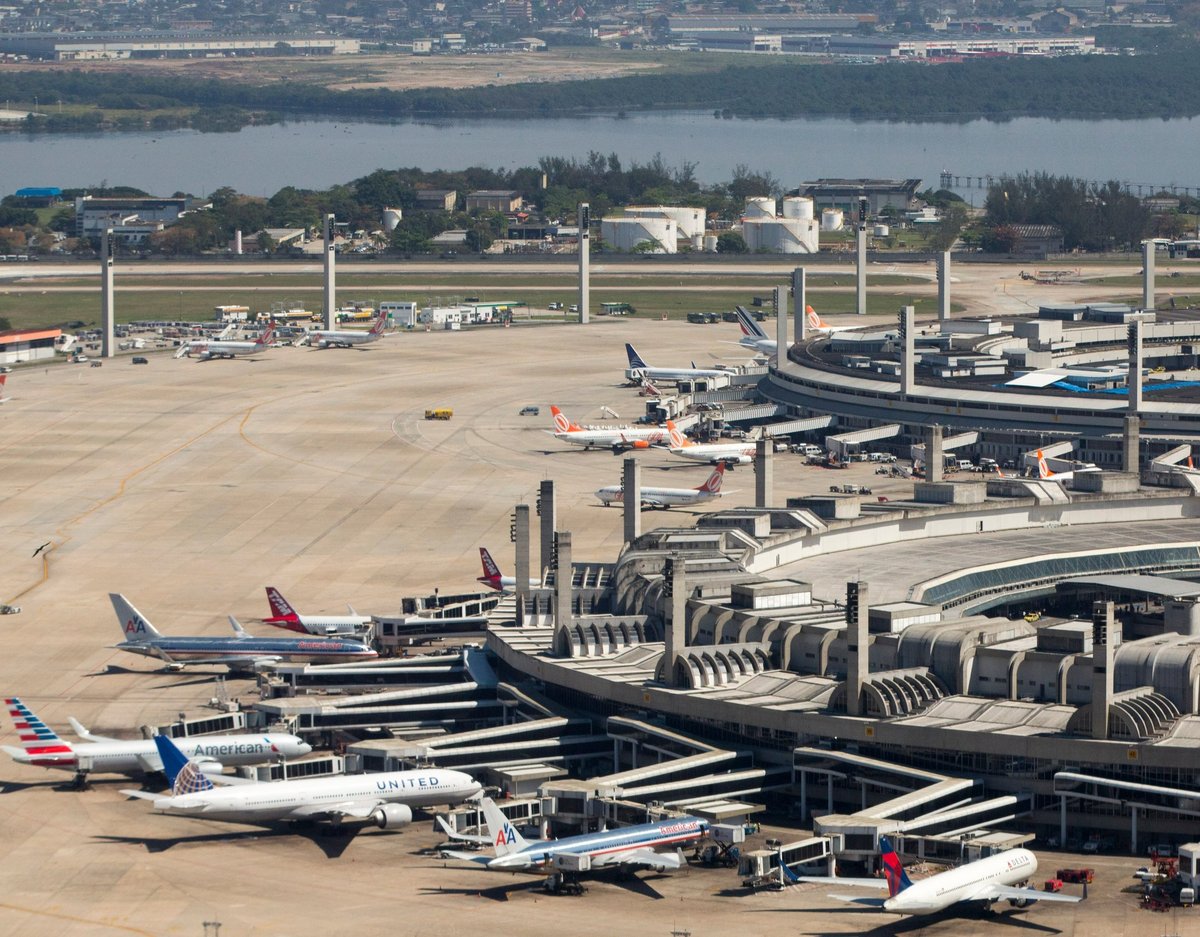 Rio de Janeiro galeao airport exterior image