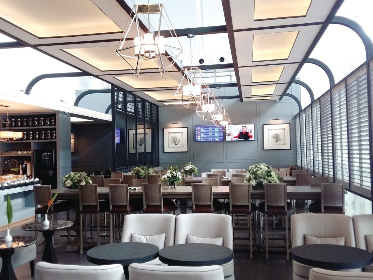 HKT Phuket Coral Executive Lounge International