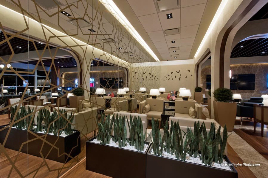Turkish Airways Lounge Dulles seating area near mirrored wall