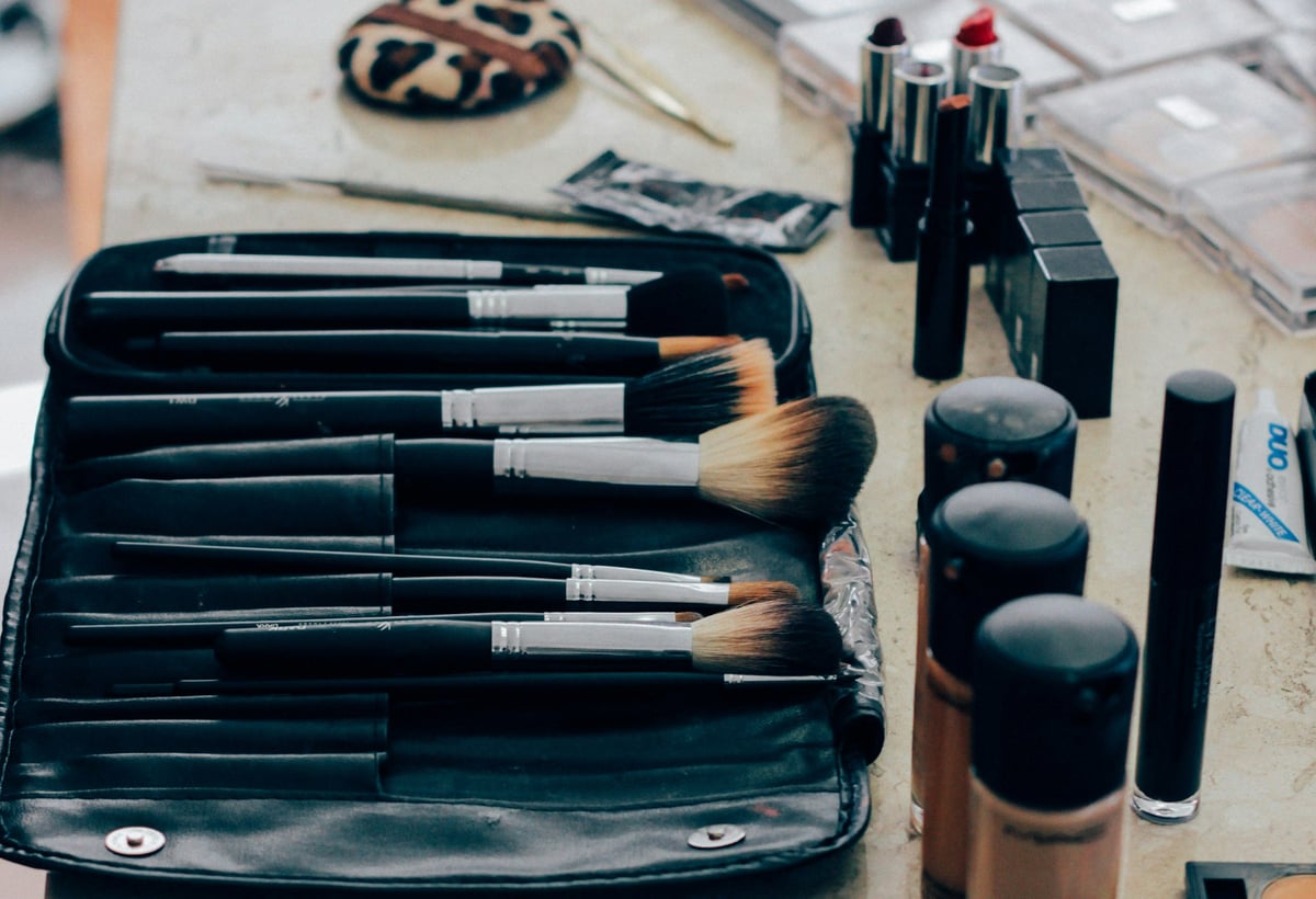 Makeup Equipment including brushes