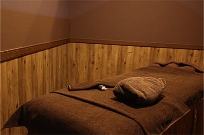 Kutsurogi Dokoro spa treatment room