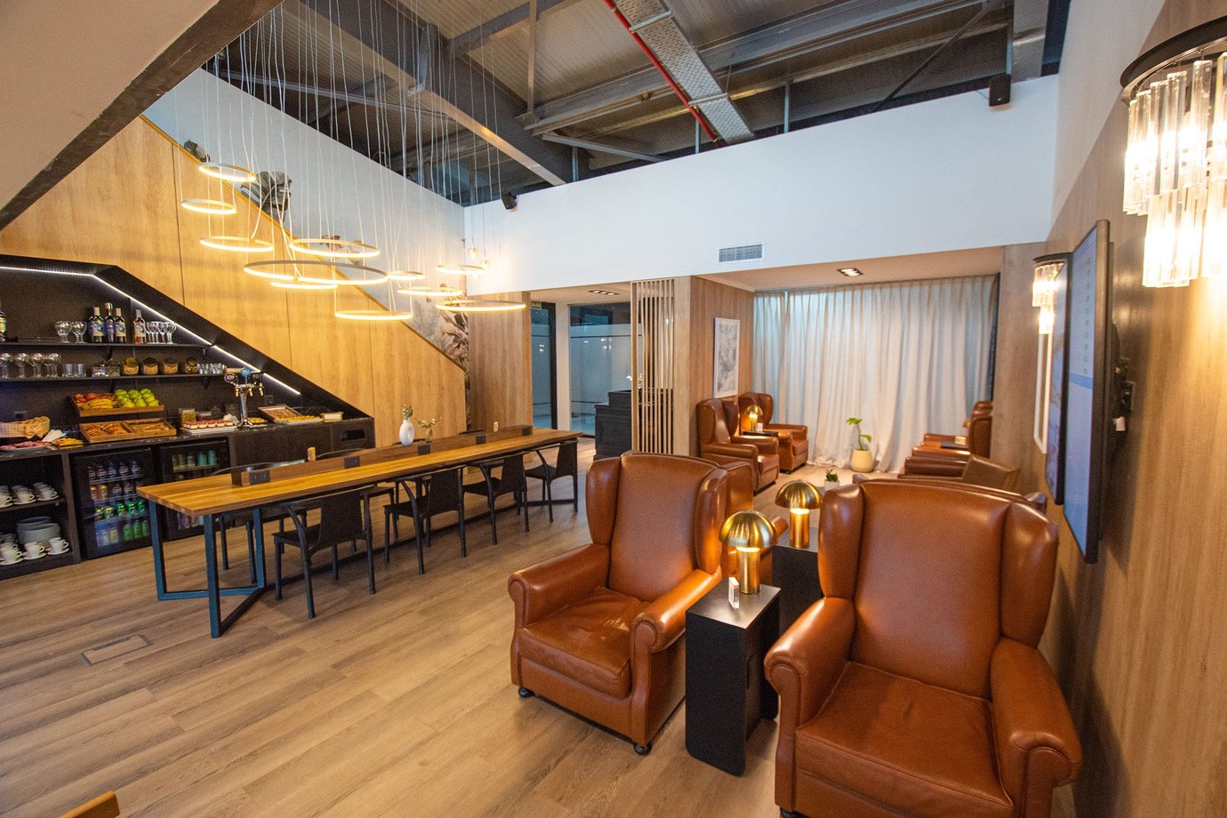 El Calafate Airport (FTE): Your Gateway to Glaciers and the W Lounge El Calafate Airport (FTE): Your Gateway to Glaciers and the W Lounge