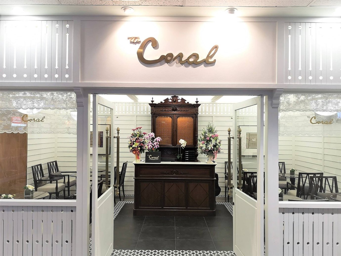 Entrance to Hat Yai The Executive Coral Lounge