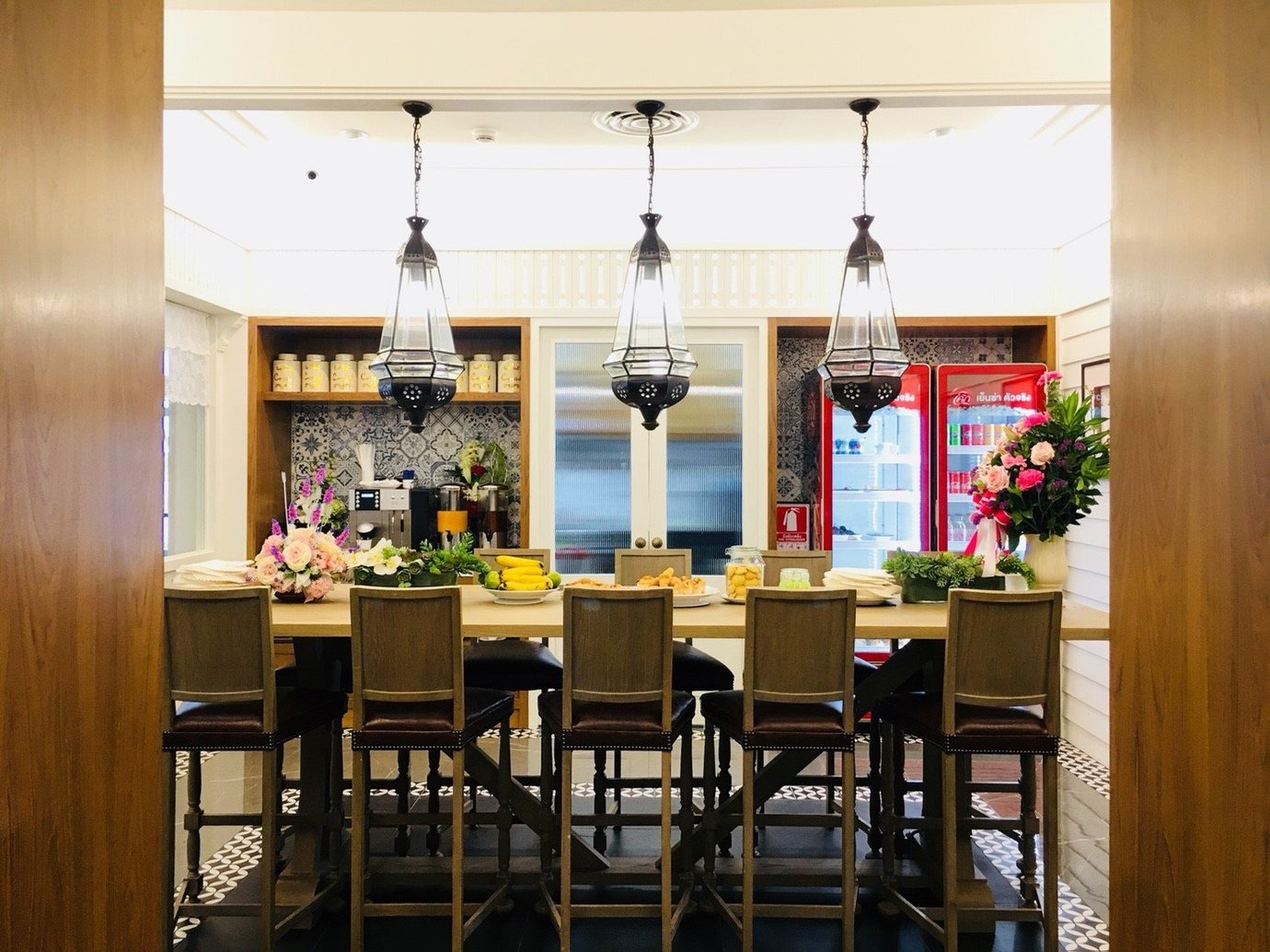 Food and Beverage area in The Coral Executive Lounge at Hat Yai International Airport