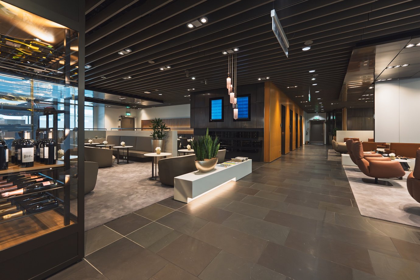 Lufthansa First Class Lounge at Munich Airport main terminal