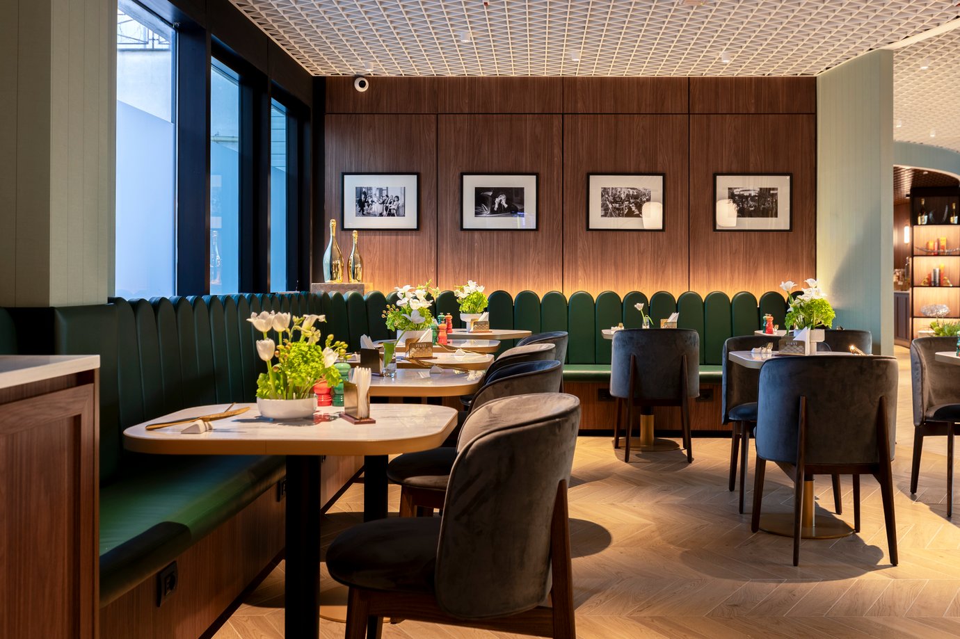 Plaza Premium First Lounge at Rome FCO Plaza Premium First Lounge at Rome FCO