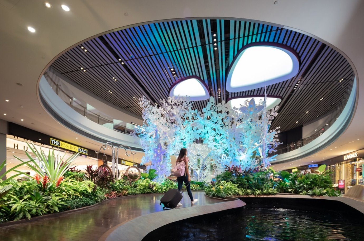 Singapore Changi Terminal 4: Lounges and Terminal Guide