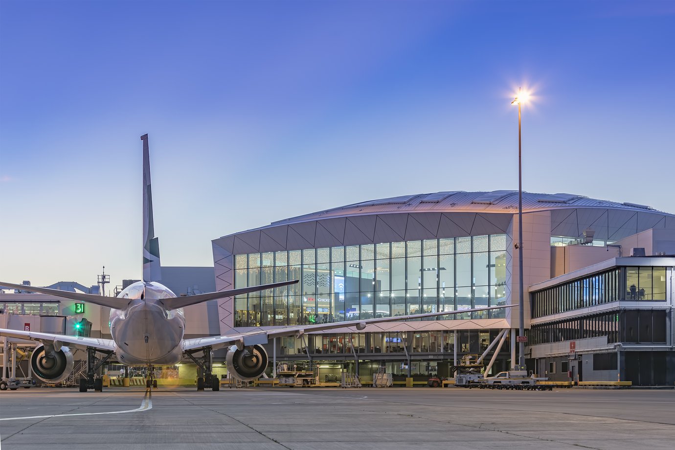 Sydney International Airport Exterior Image