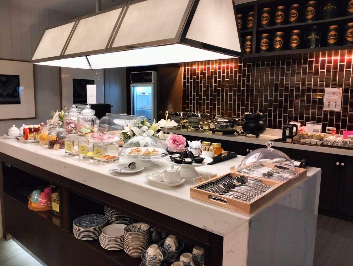 Coral Executive Lounge Udon Thani Food and Beverage Area